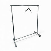 Spacey konfeksjons- / klesstativ med hjul, krom.