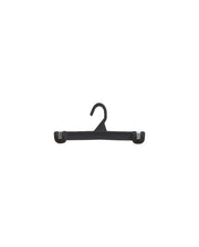 Sort discount buksebøjle i plast med metalclips, 30 cm