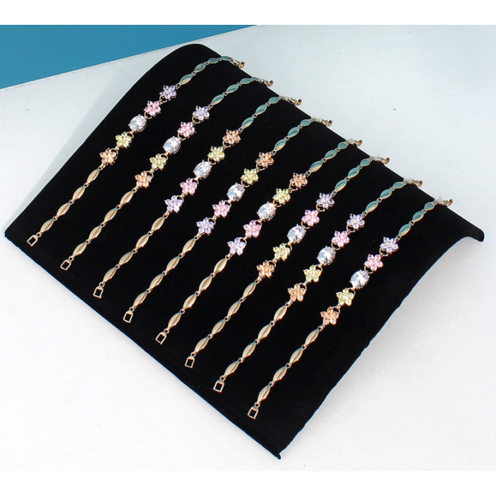 Smykkebakke for armbånd. Sort Flock