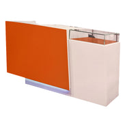 Disk i hvit med glassdisplay. Oransje frontplate