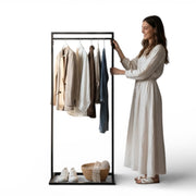 Kleshengerstativ, svart, B80 x D50 x H140 cm. Kleshengerstativ Frame