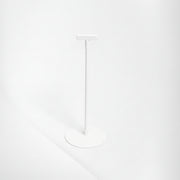 Skiltholder. Plastfot med stang. Fast høyde 33 cm. Hvit