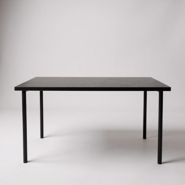 Maple salgsbord, sort, 160 x 50 x H91-94 cm. Velg bordben