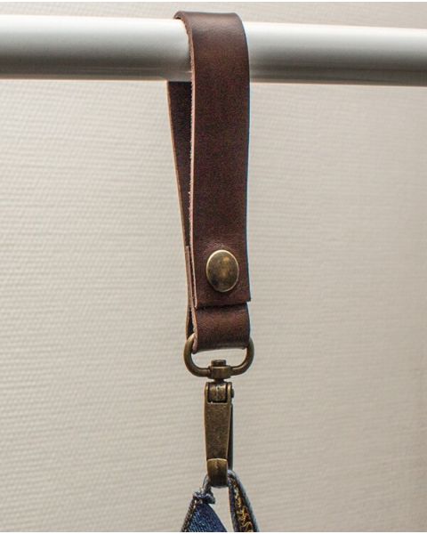 Lærstropp med karabinkrok - brun