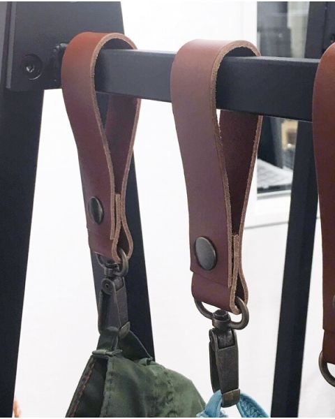 Lærstropp med karabinkrok - cognac