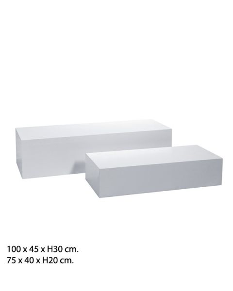 Podie - 2 stk. Hvit. 100 x 45 x H30, 75 x 40 x H20. Leveres samlet