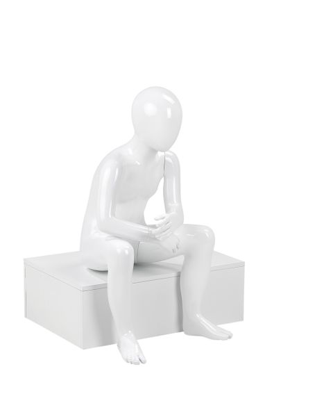 Barnmannekeng, 8 år,med hoved, uden ansikt, hvit high gloss, siddende