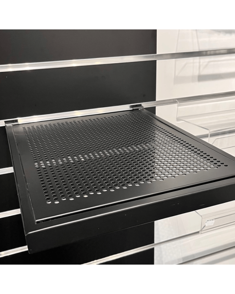 Hylle m/ metallhulplade (29,5 x 37 cm.) - sort, t/ rillepanel