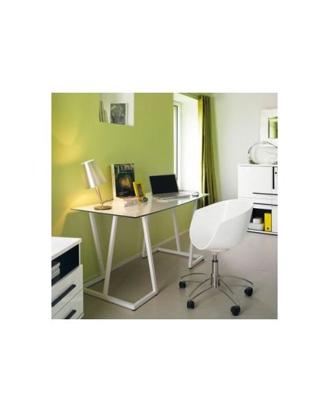 Bordstel/bukke i hvit. sett af 2 stk. 63 x 32 H 70 cm.