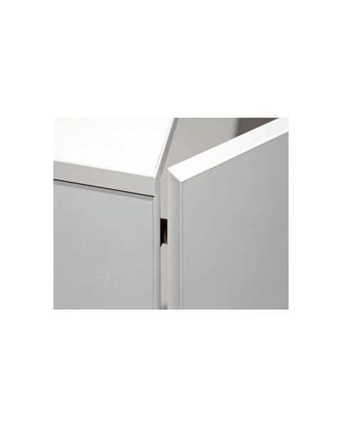 Underskap. Hvit. 45 x 120 x H45 cm med lås