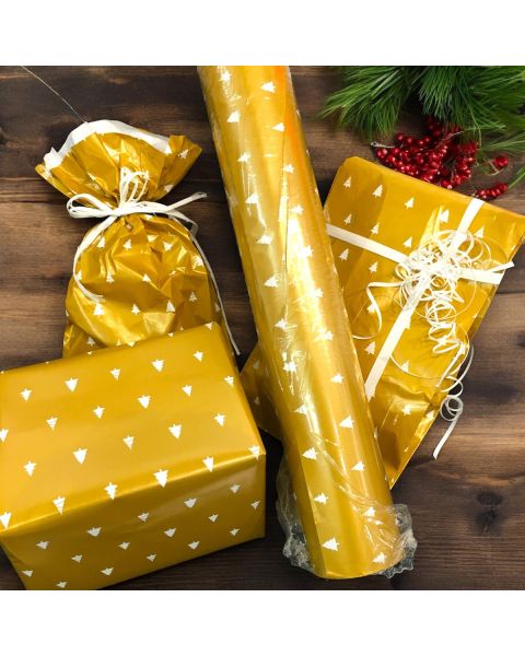 Julepapir B 70 cm. Hvite juletræer på gull baggrund, coated. 50 mtr.