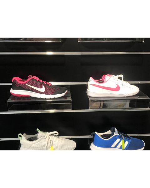 Skoformer. Sort plast