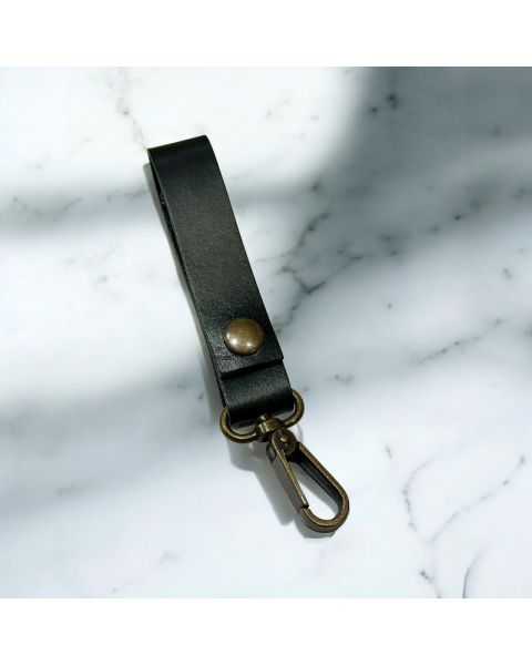 Lærstropp med karabinkrok - sort