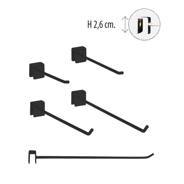 Sorte varekoge til præsentation af varer på 12 mm dekostang eller firkantrør. Passer bl.a. til dekostang fra Framework, flight og Pipe-line væginventar Varekrogen kan fås i følgende mål: L 10 cm, Ø 6 mm. (Vare nr. 9132-04) L 15 cm, Ø 6 mm. (Vare nr. 9131-
