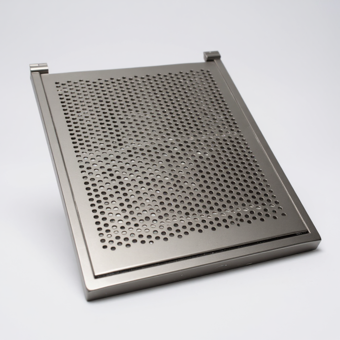 Hylle m/ metallhulplade (29,5 x 37 cm.) - sort, t/ rillepanel
