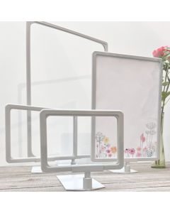 Skiltholder i plast på indstikplade - grå