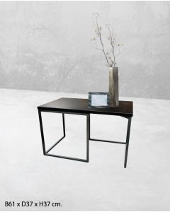 Podie 61 x 37 x H37 cm. - sort